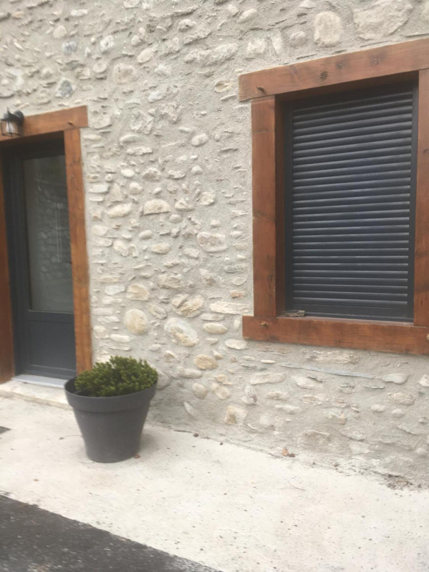 Gites Chez Sylvie 아로 외부 사진